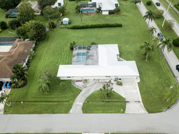 1802 SE Elrose Street, Port St Lucie, FL 34952