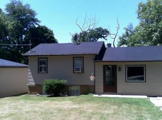 38408 N 4th Ave, Spring Grove, IL 60081