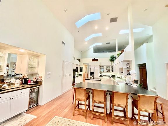3rd image of 1083 Red Maple Way