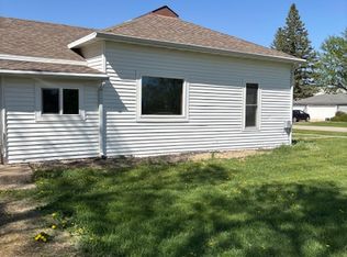 207 S School Ave, White, SD 57276