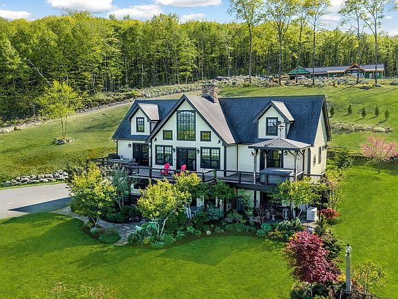 2nd image of 329 Southampton Rd