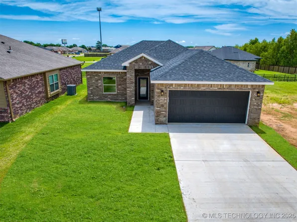 1190 Wild Indigo Cir, Calera, OK 74730