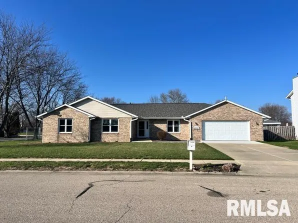 3513 Crystal Lake Dr, Springfield, IL 62711