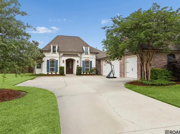 16094 Redstone Dr, Pride, LA 70770