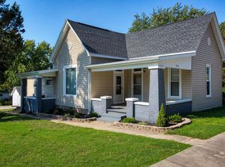 370 W Main St, Elberfeld, IN 47613