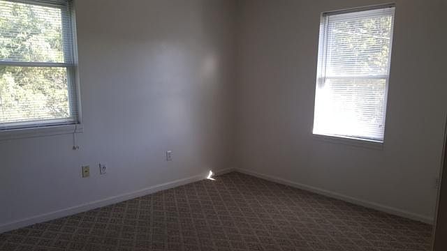 2nd image of 138 Center Dr APT 2