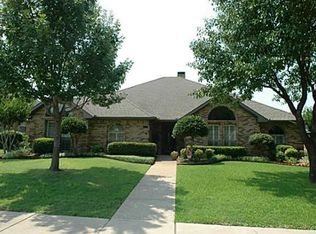 2302 Heatherwoods Way, Carrollton, TX 75007