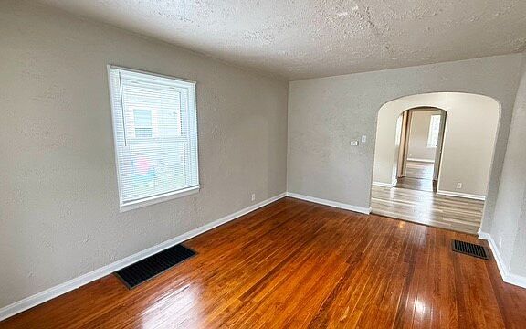 2nd image of 3736 Baltimore Ave