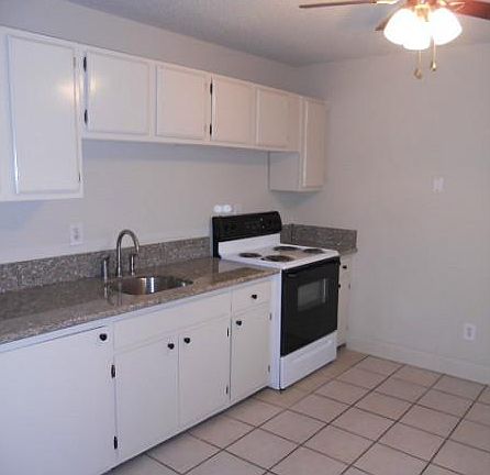 5th image of 1300 Allo St APT C