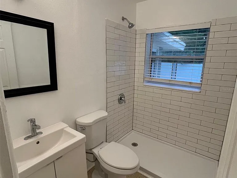1640 Orange Ave — Photo 17