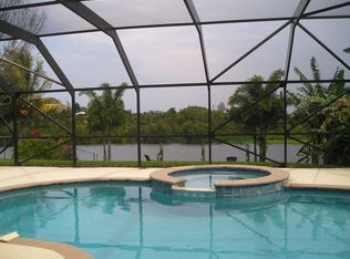 6642 Paul Mar Dr, Lake Worth, FL 33462