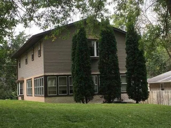 2658 6th Ave E, North Saint Paul, MN 55109