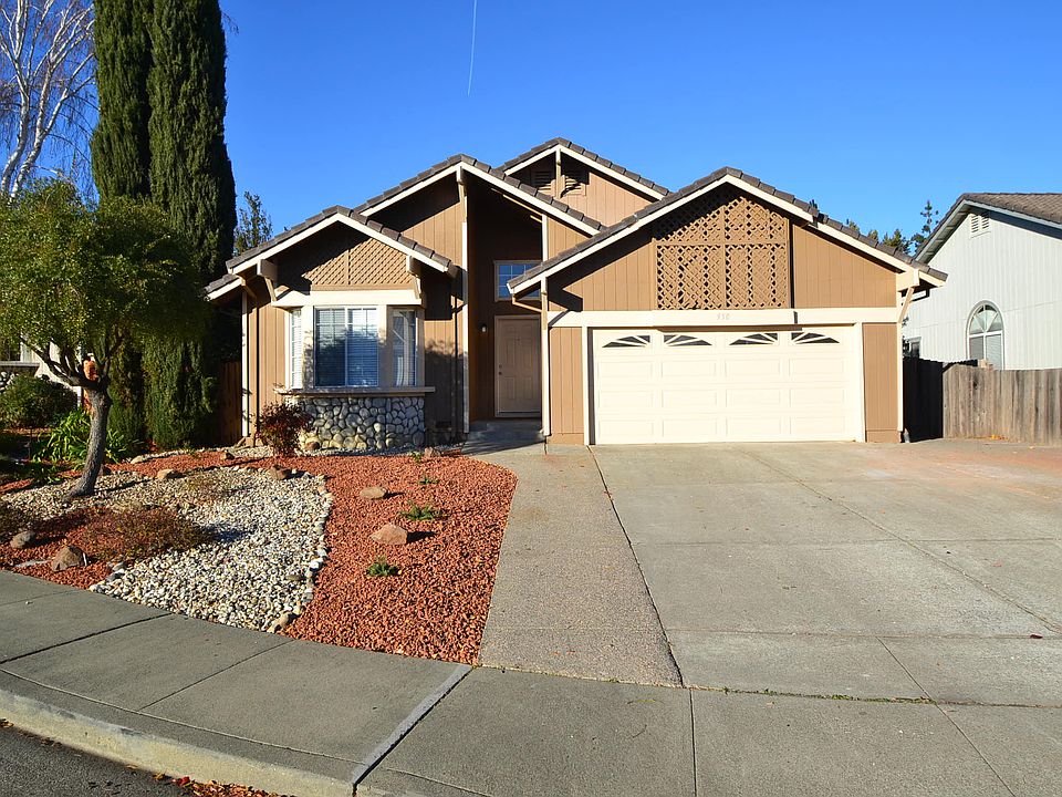 1st image of 950 Stone Pine Ct