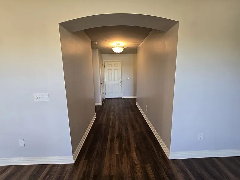 1309 S Landry Ln — Photo 7