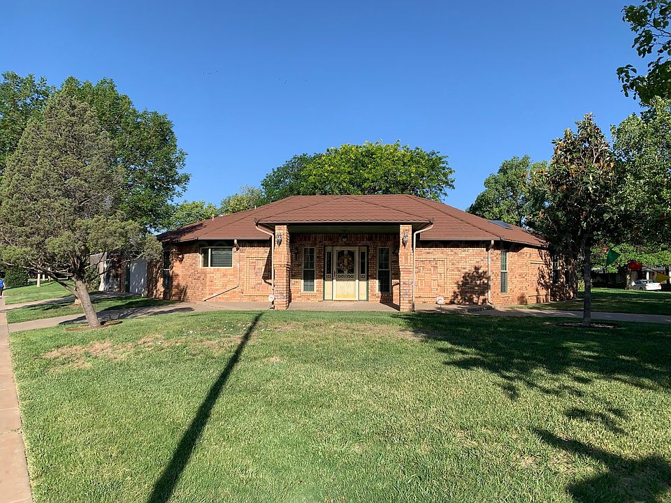 1st image of 6101 Ridgewood Dr
