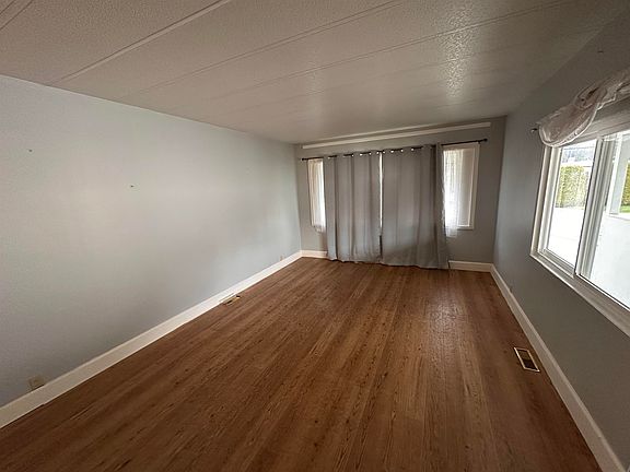 5th image of 62780 Flood Hope Rd #17