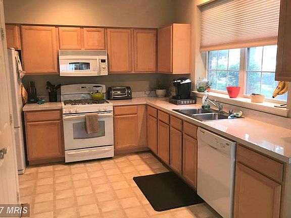 3rd image of 2493 Revere Ct #0