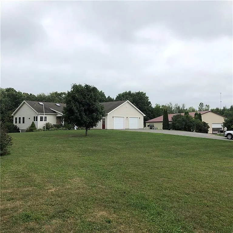 3584 Boss Rd photo 1