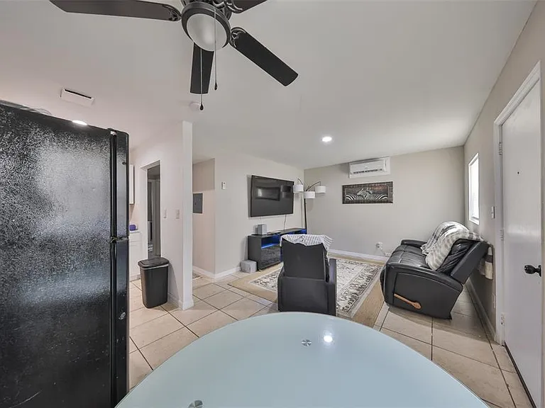 11708 Balm Riverview Rd — Photo 8