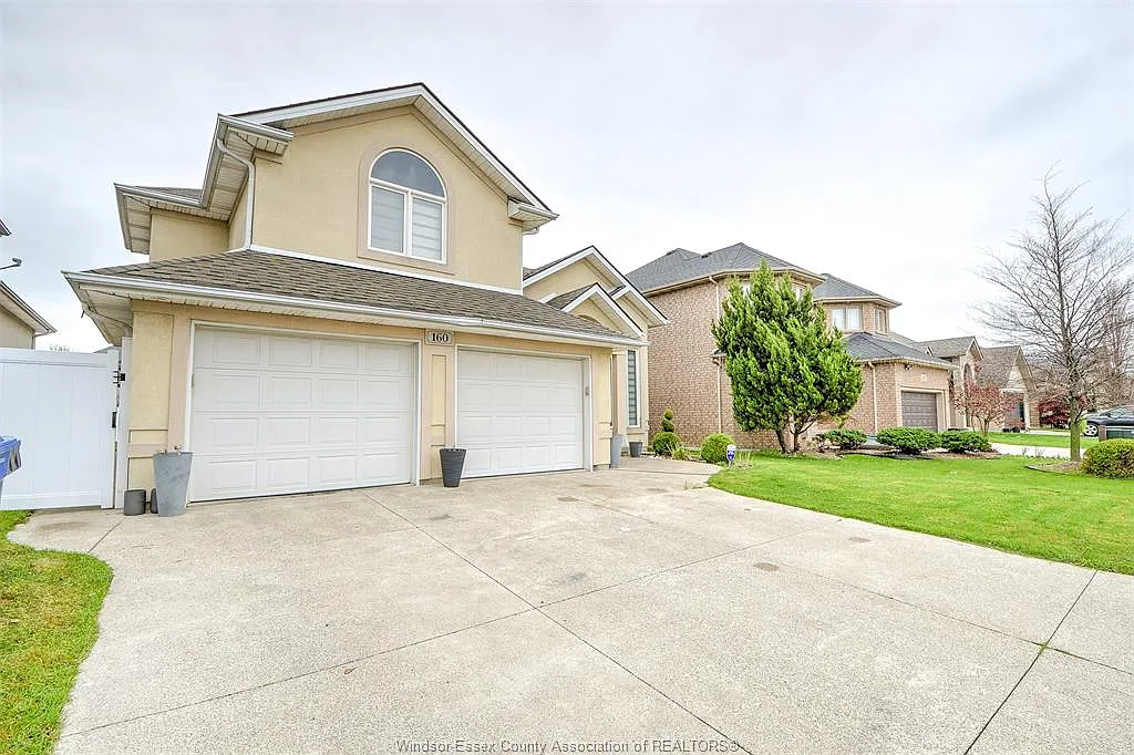 4 bed, $3,200 — Photo 3