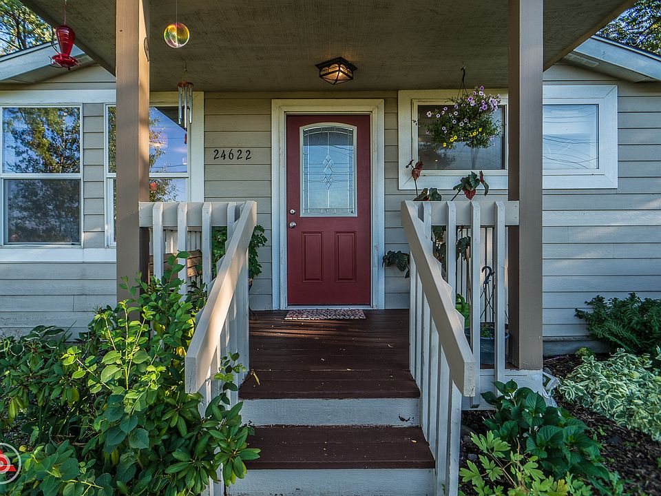 1st image of 24622 E Wellesley Ave
