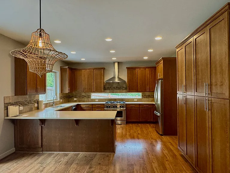 5726 Solana Ln NE — Photo 10