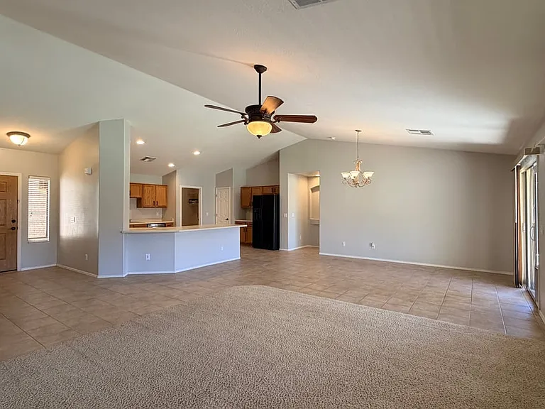 8638 E Osage Cir — Photo 5