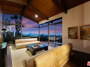 5961 Wrightcrest Dr, Culver City, CA 90232