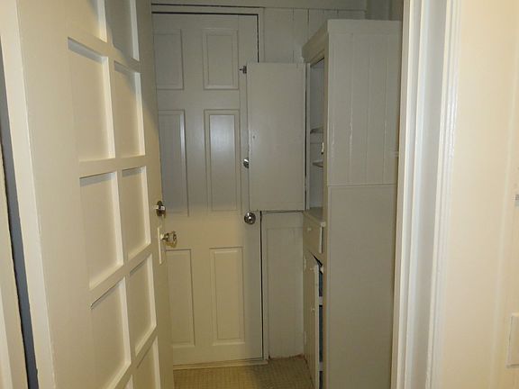 4th image of 1517 Jones St #2