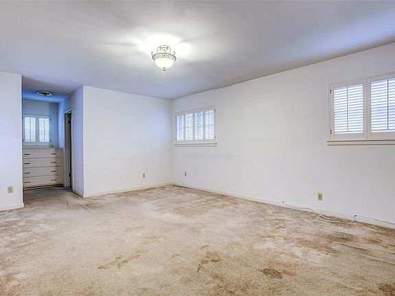 4th image of 4208 Hartwood Dr