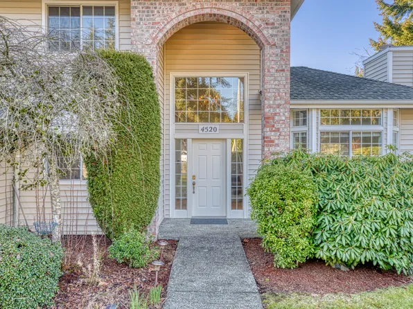 4520 179th St SW, Lynnwood, WA 98037