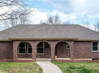 11906 E 61st St, Kansas City, MO 64133