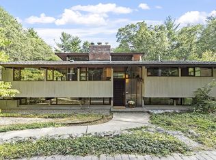 54 Nowell Farme Rd, Carlisle, MA 01741