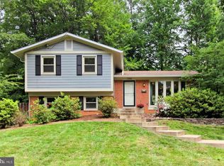 11002 Roma St, Fairfax, VA 22030