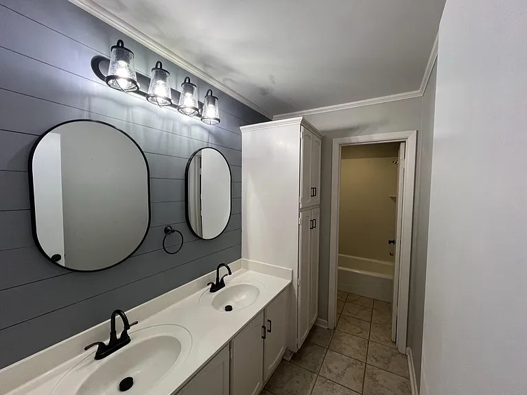 110 Highland Dr — Photo 10