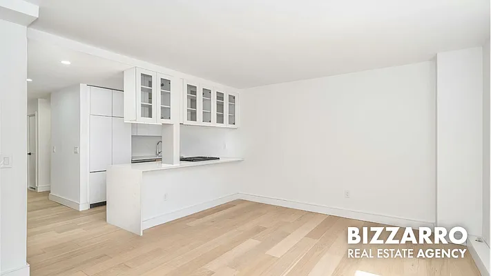 Living room, photo 3