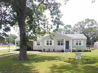 201 Lafayette St, Lumberton, NC 28358