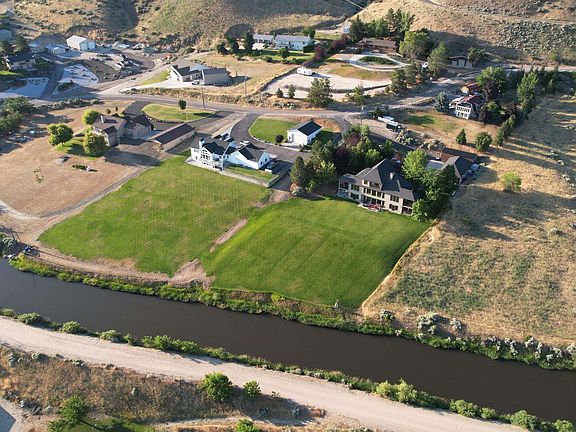 2nd image of 4515 Old Freeze Out Rd