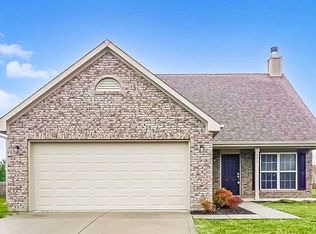 879 Blackberry Dr, Greenwood, IN 46143