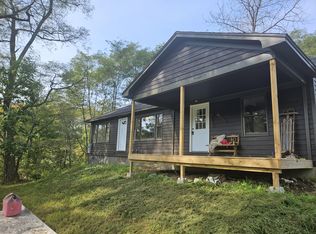 31 Lander Rd, Parkman, ME 04443