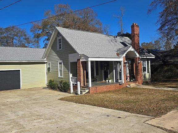 2nd image of 101 W Louisville St