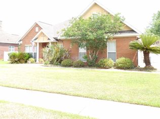 121 Grayton Ln, Enterprise, AL 36330