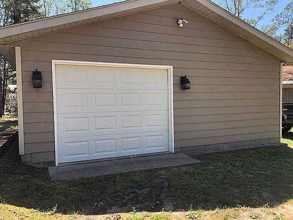 5th image of 5387 Spruce Dr