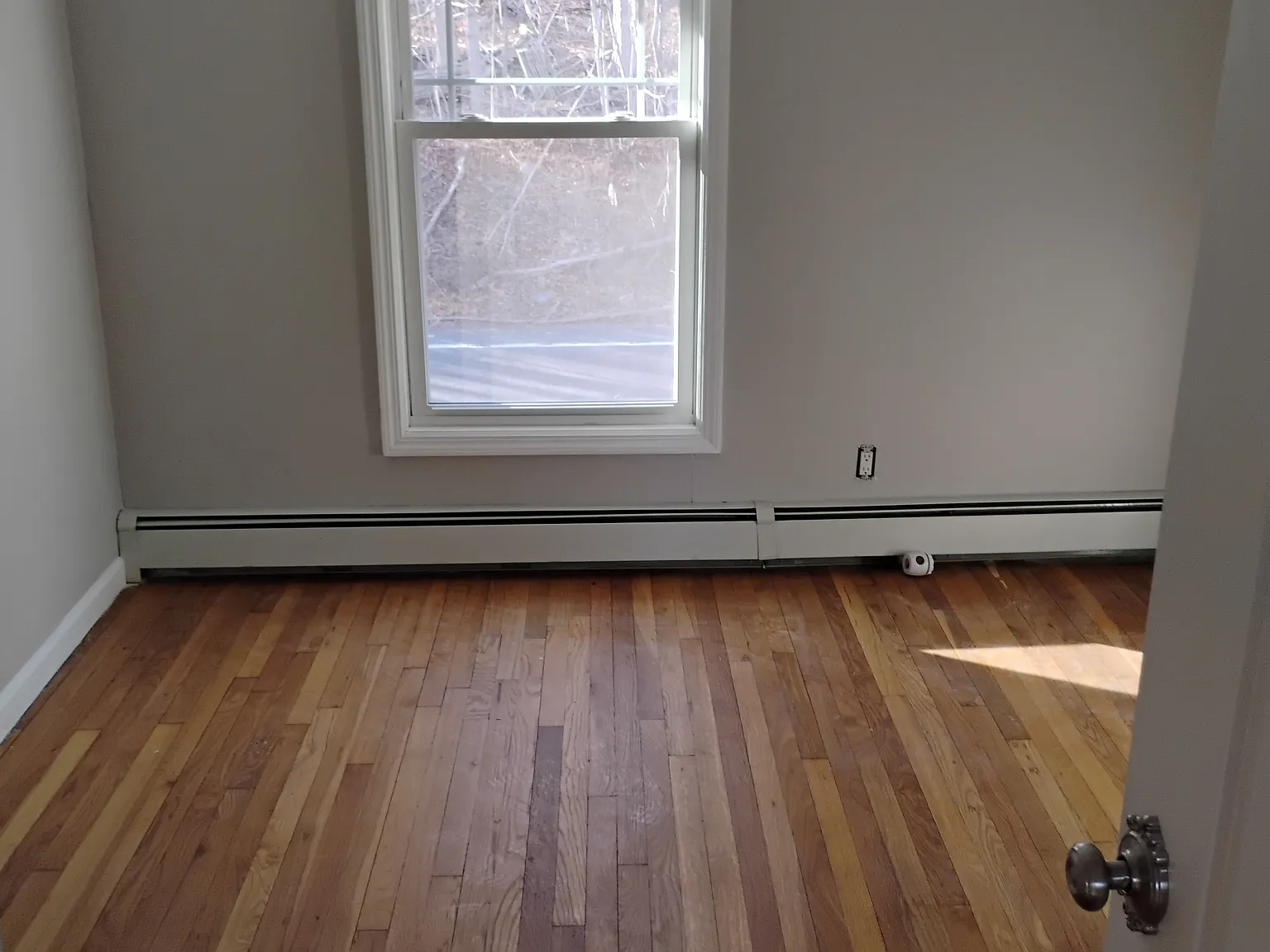 E Columbia St, Hempstead — Photo 2