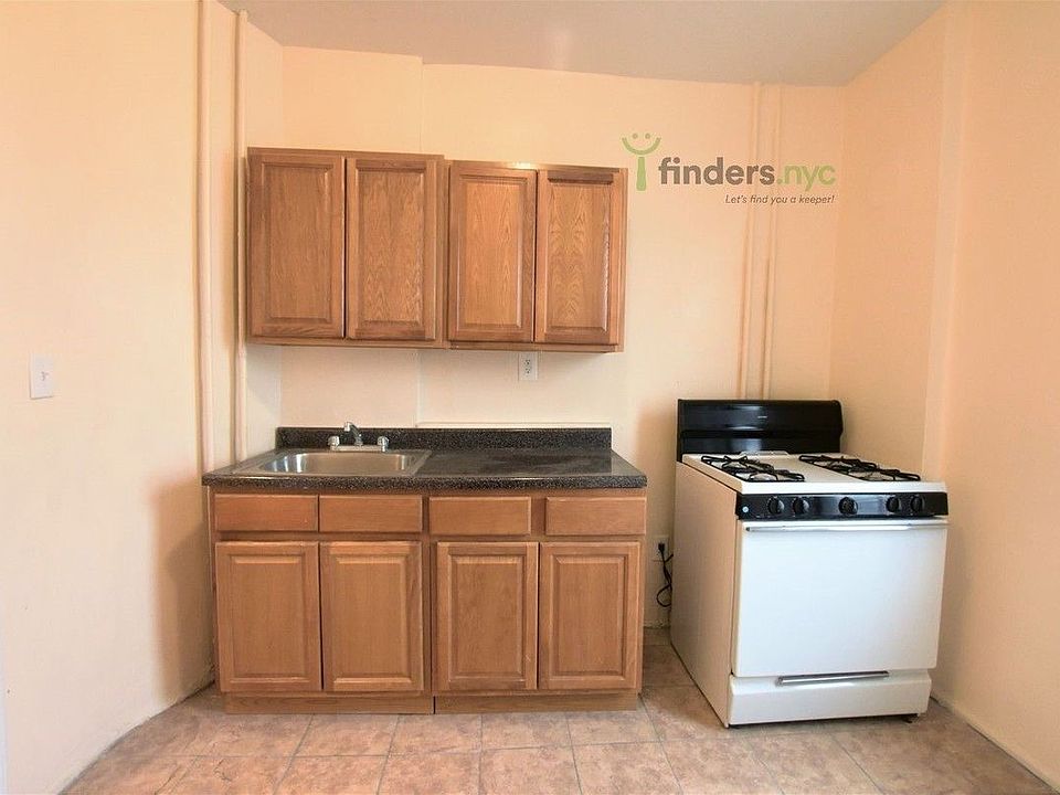 1st image of 225 W 146th St #B4