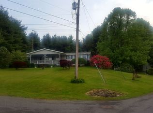 6167 Ridgeview Dr, Hanoverton, OH 44423