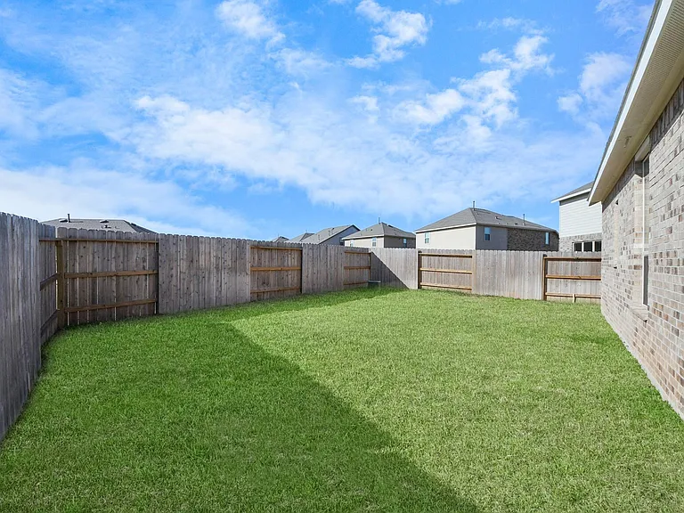 3040 Ash Ray Dr — Photo 9