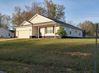 100 Gambrell Hts, Honea Path, SC 29654