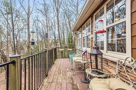 1833 Tree Top Ct — Photo 33