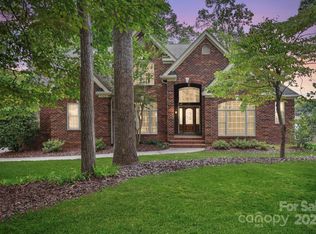 166 W Maranta Rd, Mooresville, NC 28117